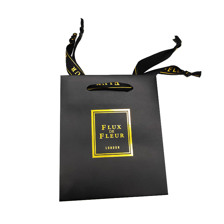 Luxury Gift Bags With Ribbon
