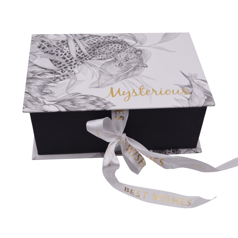 Custom Magnetic Rigid Gift Box With Ribbon
